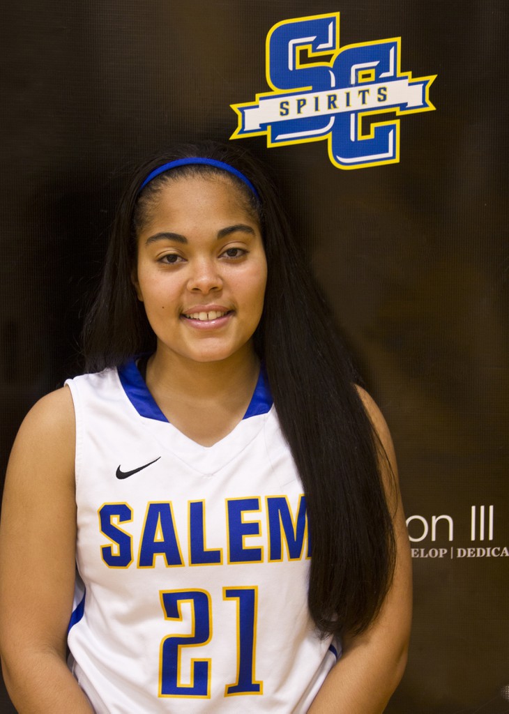2013-2014 Salem College Basketball Team - Kyistal Lollis