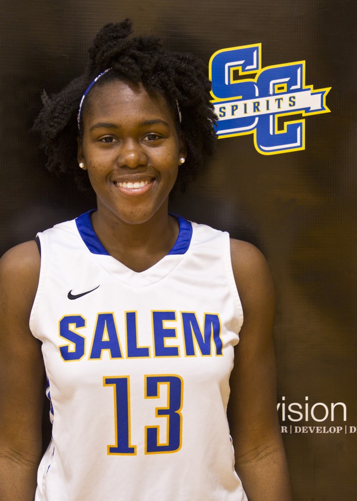 2013-2014 Salem College Basketball Team - Quntashea Lewis