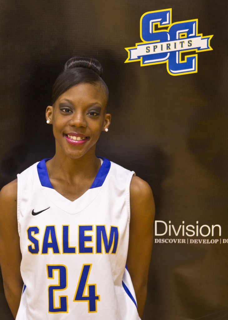 2013-2014 Salem College Basketball Team - Zykeya Henderson